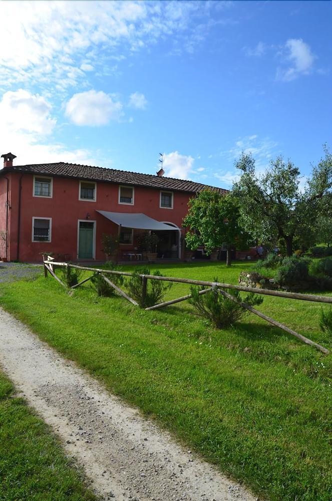 Villa Agriturismo Al Podere Di Rosa à Lucques Extérieur photo